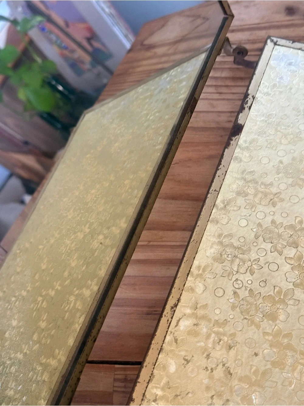Rare Triptych of Mirrors, France, 1930s Vintage Trifold Vanity Mirror in Gold